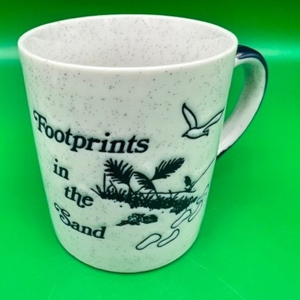 Unbranded Coffee Mug Unisex OS White Footprints in the Sand Speckled Ceramic